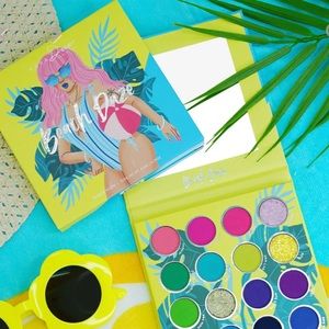Beach Daze Eyeshadow Palette